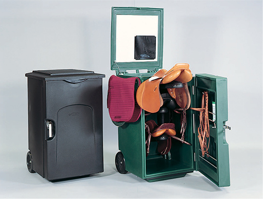 saddle-trunks
